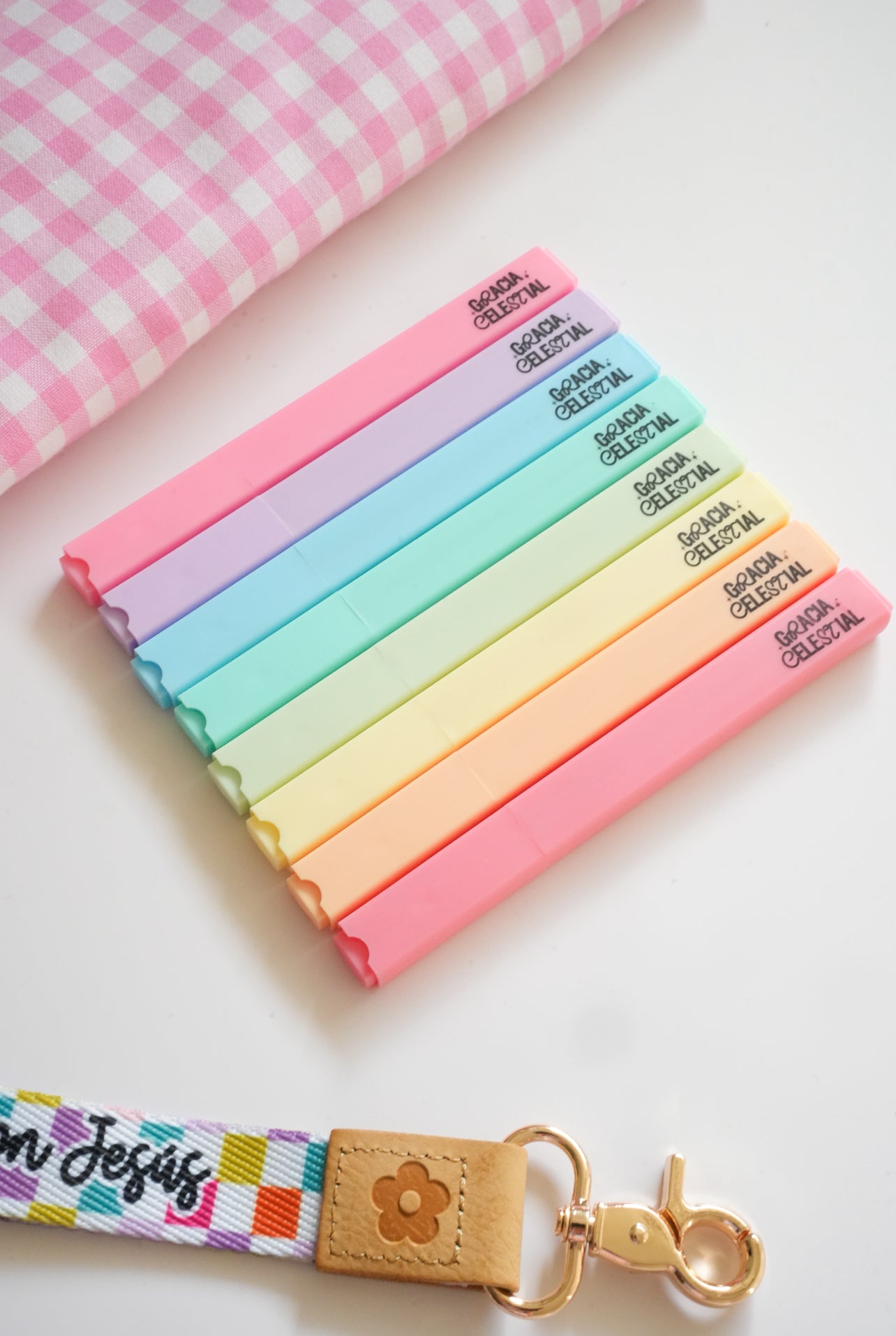 Regular Highlighter  (Bright)