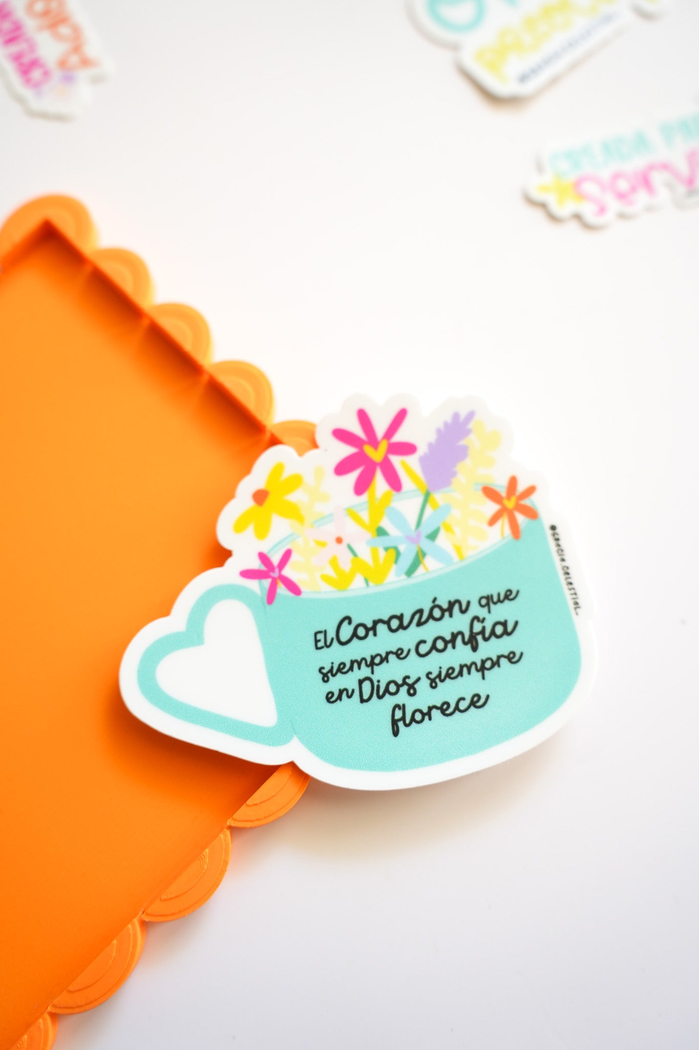 Taza Teal-El corazón que siempre confía Sticker